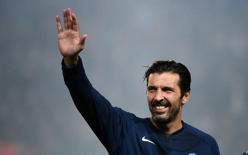 Buffon trở lại Parma hè năm ngoái và được trao băng thủ quân. Ảnh: AFP