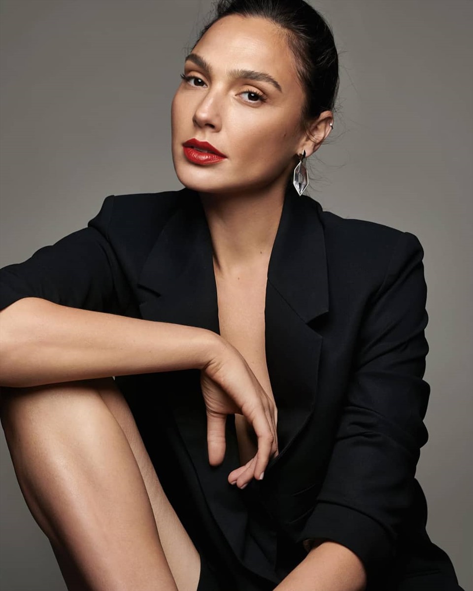 Gal Gadot admitted that she does not mind having many children