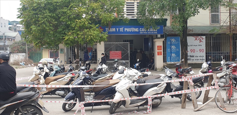 Trạm y tế phường Cao Xanh, TP.Hạ Long sáng 4.3.2022. Ảnh: Nguyễn Hùng