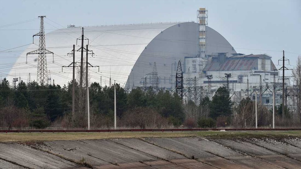 “Quan tài” chôn nhà máy điện hạt nhân Chernobyl. Ảnh: AFP