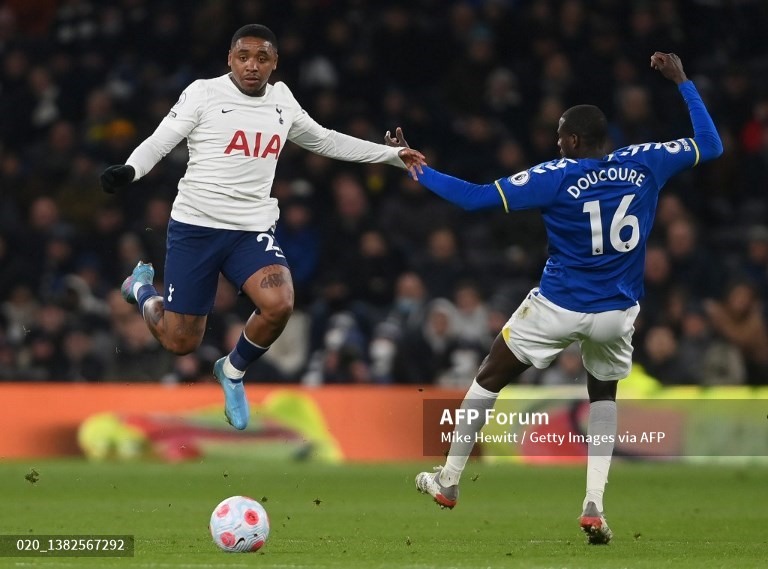 Tottenham đã có những bàn thắng dễ dàng trước