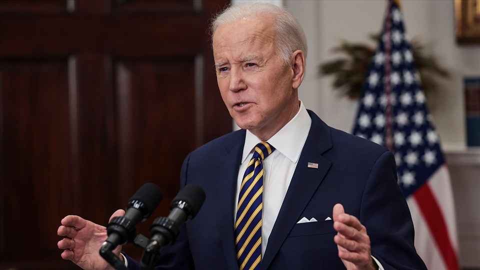 Tổng thống Joe Biden công bố quyết định từ Nhà Trắng hôm 8.3. Ảnh: AFP