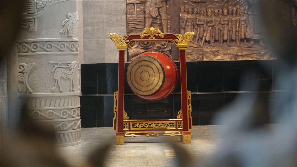 Đến nay, bộ trống đồng Cửu Long đã dần đi vào khâu hoàn thiện để bàn giao, và sẽ cung tiến Đền thờ Vua Hùng tại TP Cần Thơ vào dịp Giỗ Tổ Hùng Vương sắp tới.