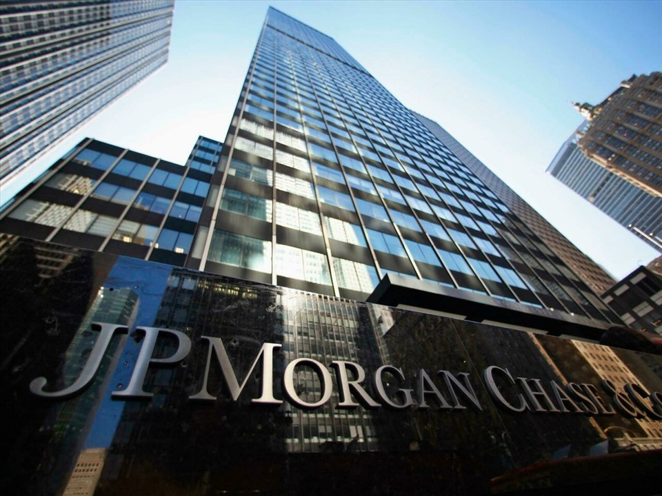 JPMorgan đóng vai trò là người trung gian. Ảnh: AFP