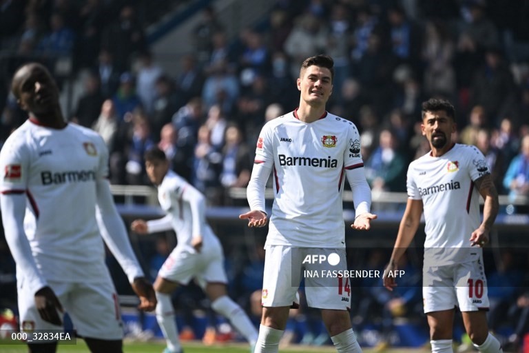 7. Patrik Schick (Bayer Leverkusen): 20 bàn thắng (40 điểm)