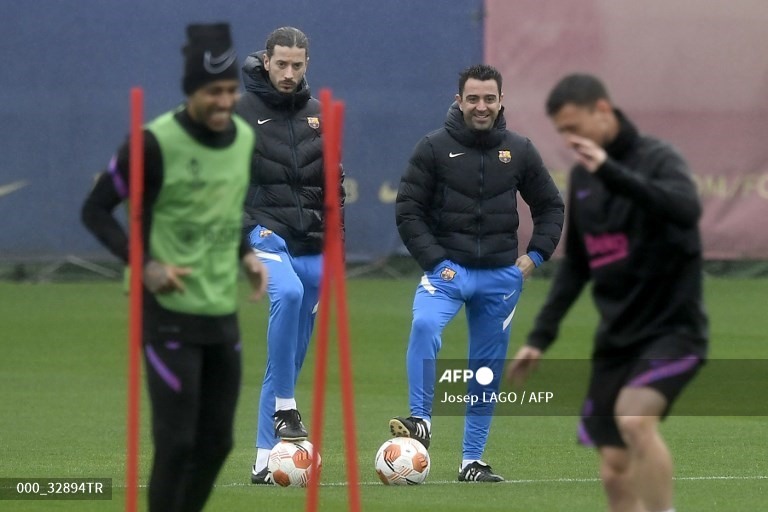 Xavi phải “liệu cơm gắp mắm” khi Barcelona không có tình hình tài chính tốt.   Ảnh: AFP