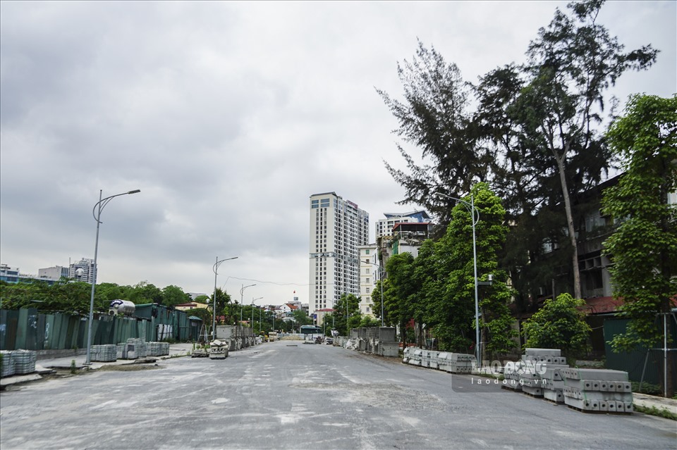 Dự án đường Huỳnh Thúc Kháng kéo dài khi được hoàn thành sẽ góp phần kết nối hệ thống các đường giao thông chính trong khu vực trung tâm, giảm tải cho đường Nguyễn Chí Thanh, đường Láng (thuộc vành đai II) và đường Đê La Thành (thuộc vành đai I, đoạn Voi Phục – Giảng Võ).
