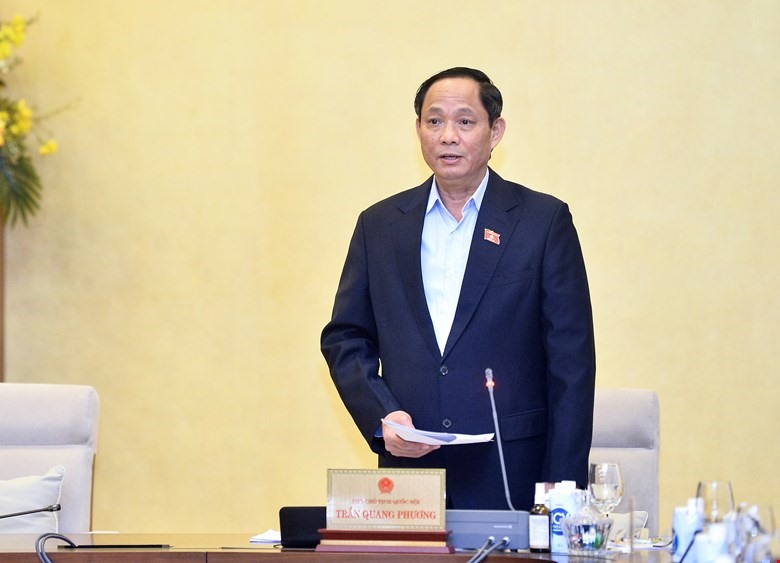Phó Chủ tịch Quốc hội Trần Quang Phương điều hành nội dung làm việc.