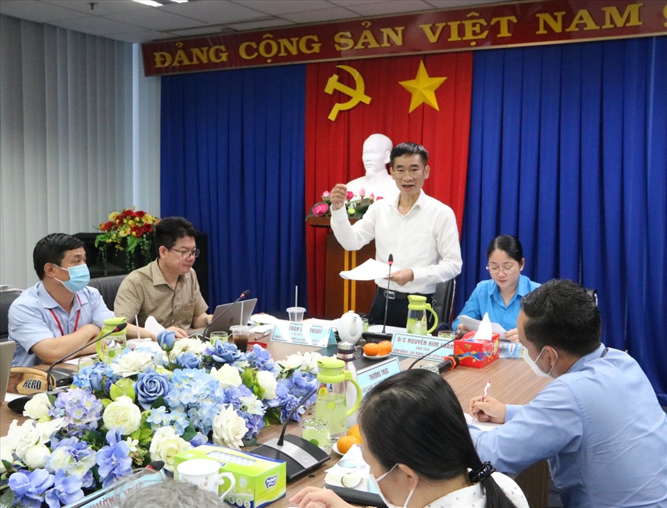 Ông Trần Văn Thuận - Phó Chủ tịch Tổng LĐLĐ Việt Nam về làm việc tại Bình Dương.