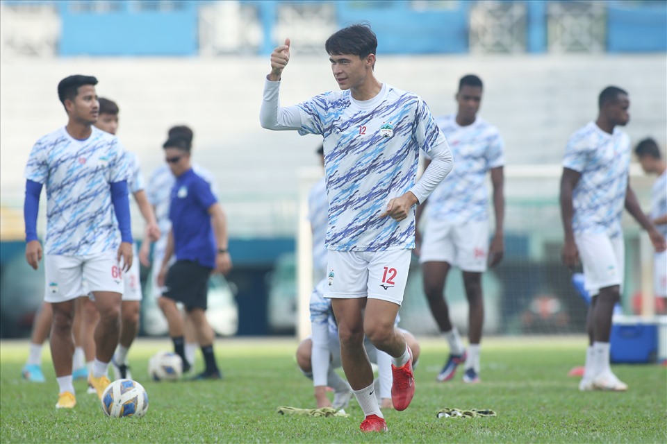 Hoàng Anh Gia Lai vừa giành điểm số đầu tiên ở AFC Champions League 2022 sau trận hoà 1-1 trước Sydney FC. Vì vậy, tâm lý các cầu thủ trước trận thứ 3 gặp Jeonbuk cũng rất thoải mái.