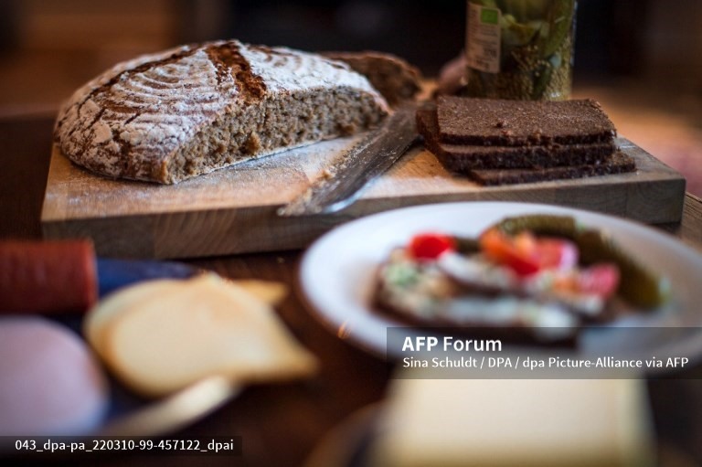 Bỏ bữa làm tăng cảm giác thèm ăn. Ảnh: AFP