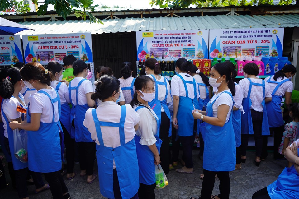 Cũng trong dịp này, Liên đoàn Lao động (LĐLĐ) quận Gò Vấp (TPHCM) đã đưa vào triển khai các Điểm phúc lợi đoàn viên phục vụ cho đoàn viên công đoàn, công nhân viên chức lao động. Điểm phúc lợi đoàn viên được tổ chức theo hình thức điểm cố định hoặc lưu động theo yêu cầu của các đơn vị doanh nghiệp, khu lưu trú, nhà trọ có đông công nhân.