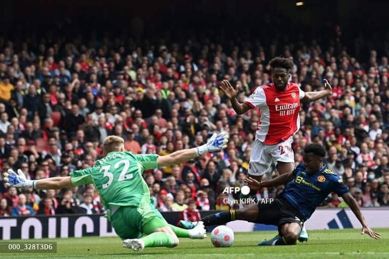 Man United nỗ lực tấn công nhưng chưa hiệu quả. Ảnh: AFP