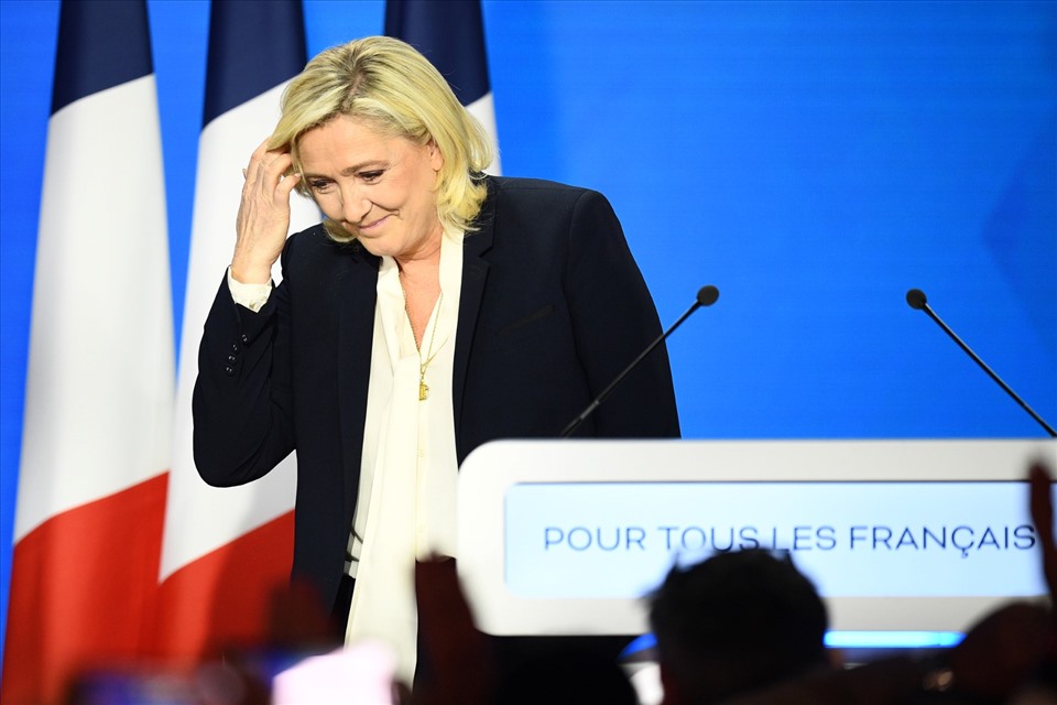 Bà Marine Le Pen thừa nhận thất bại trước ông Emmanuel Macron. Ảnh: AFP