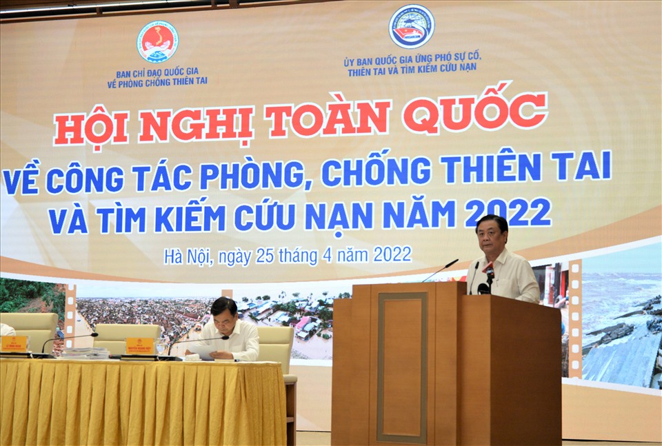 Bộ trưởng Bộ Nông nghiệp và Phát triển nông thôn Lê Minh Hoan, Phó Trưởng ban thường trực phát biểu tại hội nghị