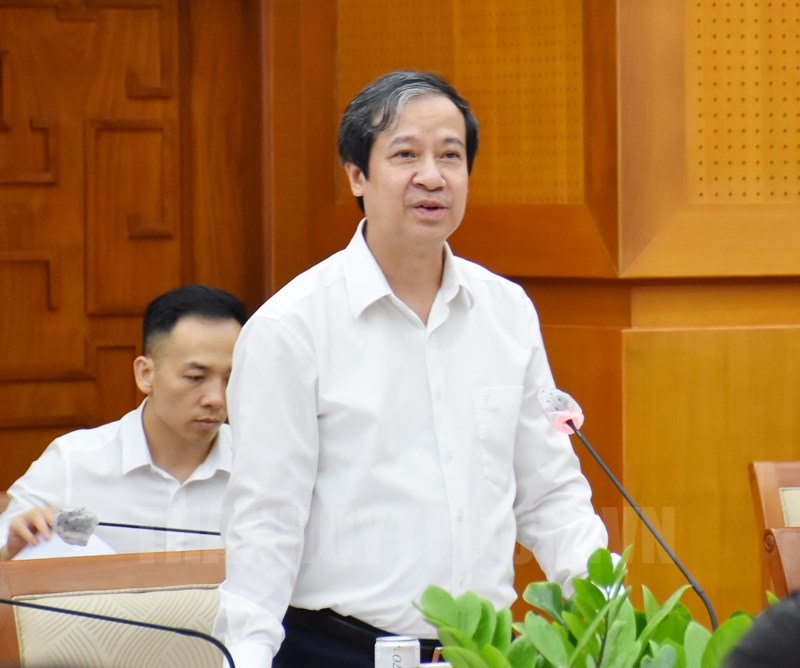 Bộ trưởng Bộ GDĐT Nguyễn Kim Sơn cho rằng TPHCM cần đặt vấn đề giảm sĩ số lớp học như một mục tiêu đột phá cho giáo dục. Ảnh: HN