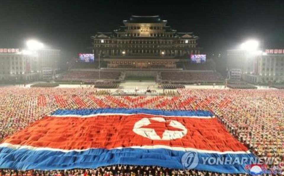 Triều Tiên thường tổ chức duyệt binh nhân các ngày lễ trọng đại. Ảnh: KCNA/Yonhap
