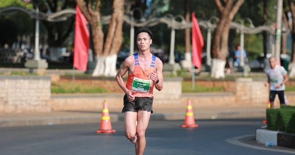Tuyển thủ Hà Văn Nhật là “tay ngang” từ Marathon chuyển sang Duathlon. Ảnh: Như Ý