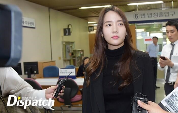 Han Seo Hee có mặt tại phiên toà. Ảnh: Dispatch