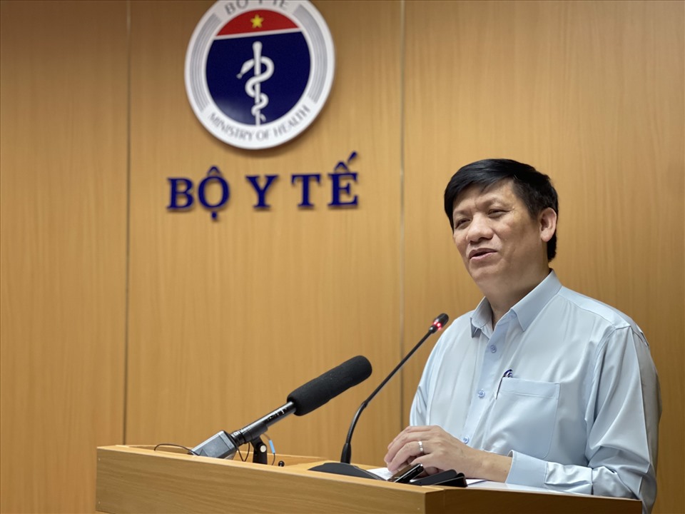 Bộ trưởng Bộ Y tế Nguyễn Thanh Long phát biểu tại hội nghị về “làm sạch” dữ liệu tiêm chủng. Ảnh: PV