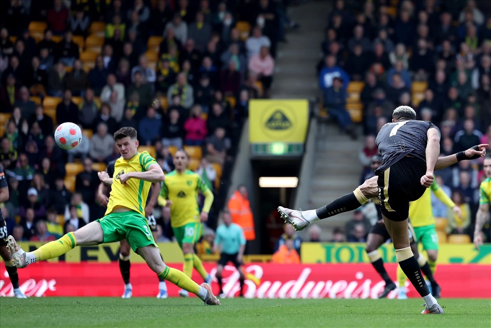 Newcastle vừa đè bẹp Norwich 3-0. Ảnh: AFP