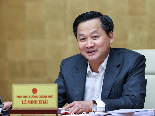 Phó Thủ tướng Lê Minh Khái phát biểu tại phiên họp. Ảnh: Nhật Bắc
