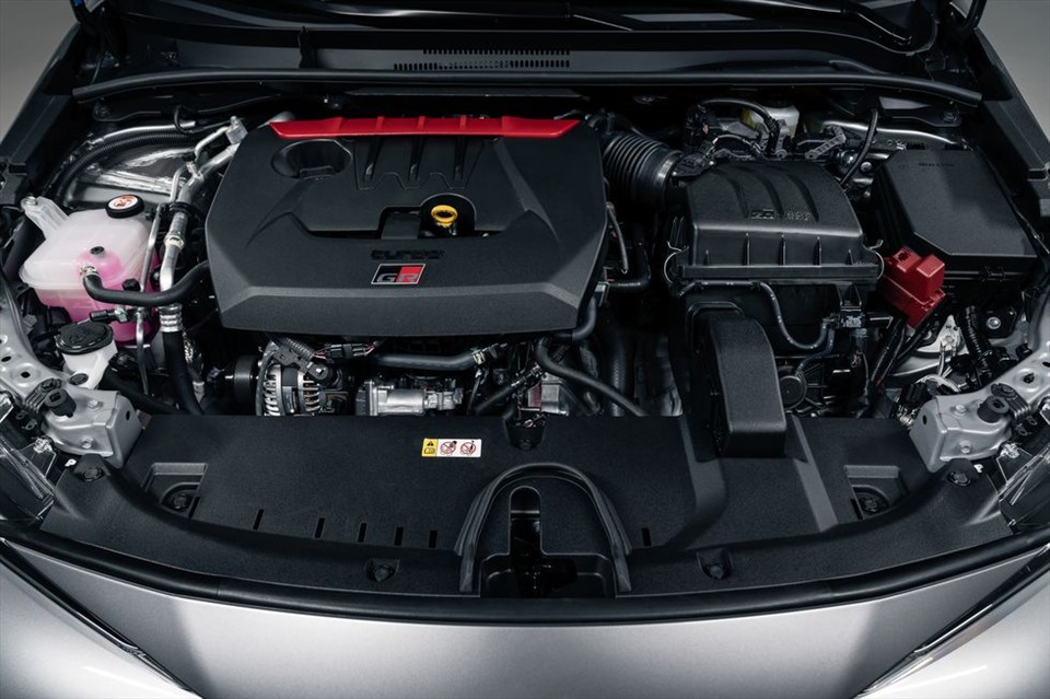 Động cơ G16E-GTS giúp GR Corolla tăng gấp đôi sức mạnh so với phiên bản thông thường. Ảnh: Toyota.