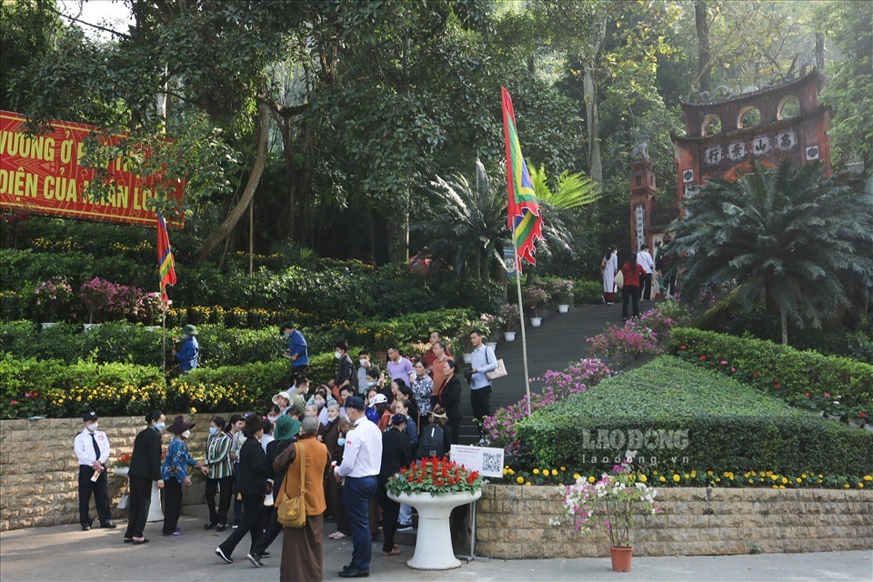 Giỗ Tổ Hùng Vương năm 2022 được tổ chức quy mô cấp tỉnh gắn với kỷ niệm 10 năm UNESCO công nhận “Tín ngưỡng thờ cúng Hùng Vương ở Phú Thọ” là di sản văn hóa phi vật thể nhân loại. Ảnh: Minh Anh