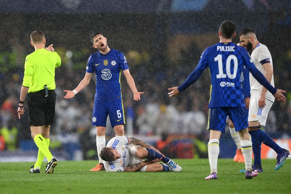Chelsea đang có điểm rơi phong độ rất tệ hại. Ảnh: AFP