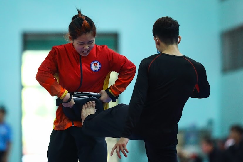 Sau đợt tập huấn dài ngày tại Thái Lan, tuyển Pencak Silat trở về tập luyện tại Trung tâm Huấn luyện Thể thao Quốc gia Hà Nội. Các vận động viên đang nỗ lực rèn luyện bởi đây là giai đoạn quan trọng để chuẩn bị cho SEA Games 31.