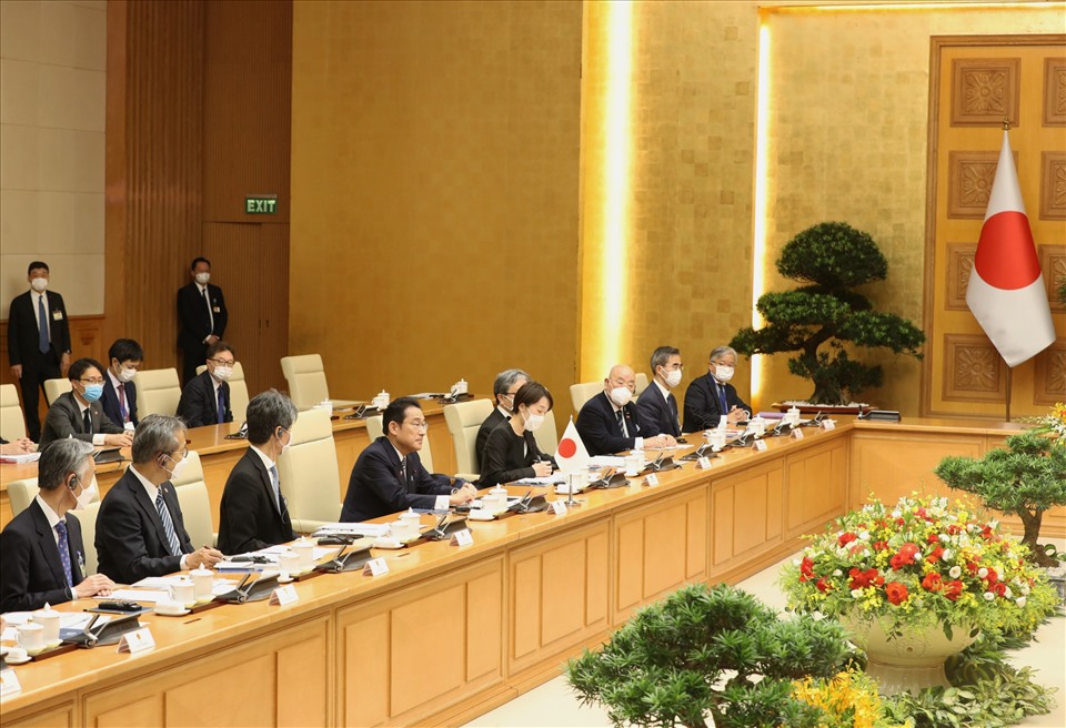 Thủ tướng Nhật Bản Kishida Fumio hoan nghênh quyết định hỗ trợ nhân đạo cho Ukraina của Việt Nam. Ảnh: Hải Nguyễn