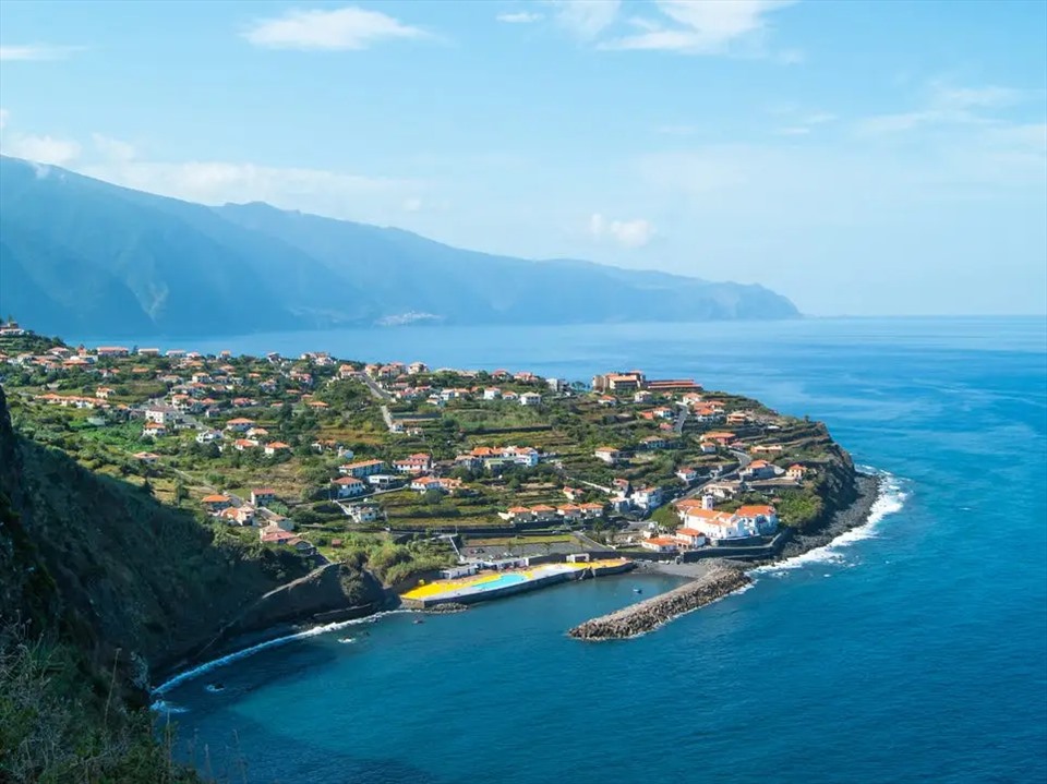 Ponta Delgada, Portugal. Ảnh: Shutterstock