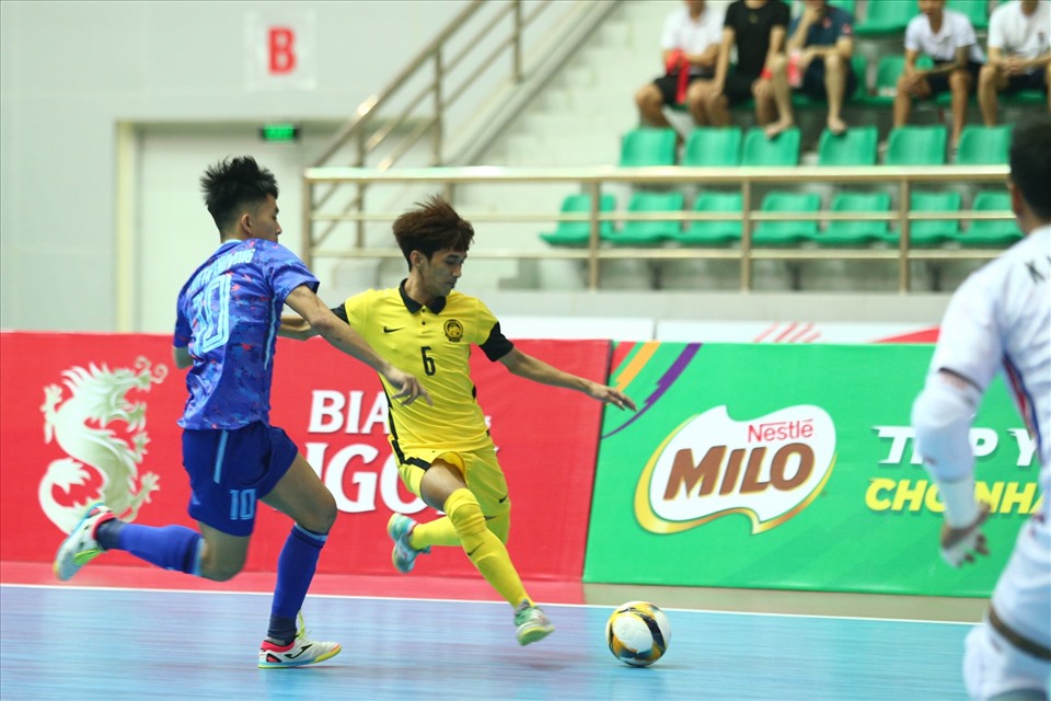 Tuyển futsal Malaysia có 2 cơ hội tốt để gỡ hòa sau đó, nhưng những cú dứt điểm hiểm hóc của Bin Shahrin và Bin Rahman dều không đánh bại được tuyển Thái Lan. Tuyển Malaysia đặt quyết tâm rất cao tại SEA Games 31, nhưng càng chơi họ càng lép vế so với đối thủ.