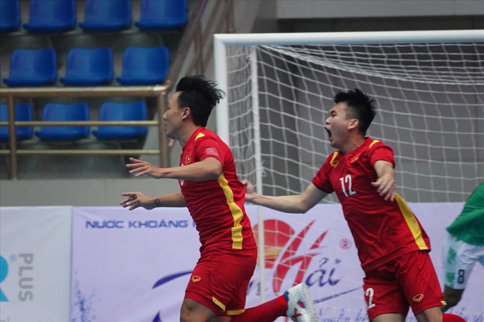 Bàn mở tỉ số của Futsal Việt Nam. Ảnh: Đăng Văn