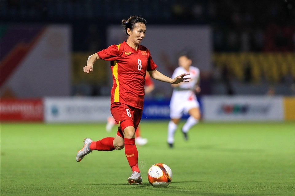 Thuỳ Trang ghi bàn thứ 2 cho tuyển nữ Việt Nam. Ảnh: PT