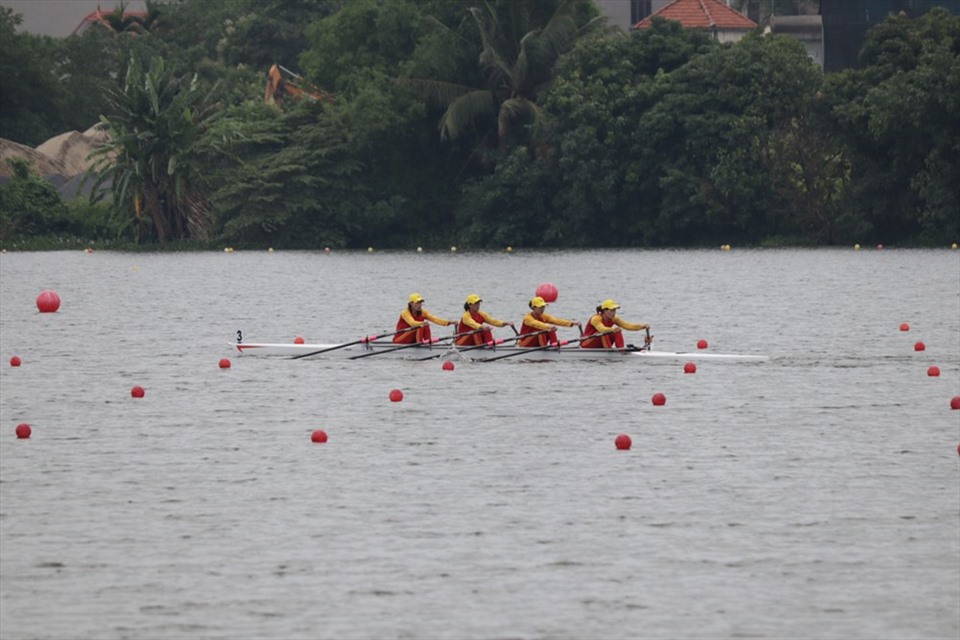 Hình ảnh đội tuyển Việt Nam thi đấu môn đua thuyền Rowing ngày 11.5. Ảnh: Cổng TTĐT Hải Phòng
