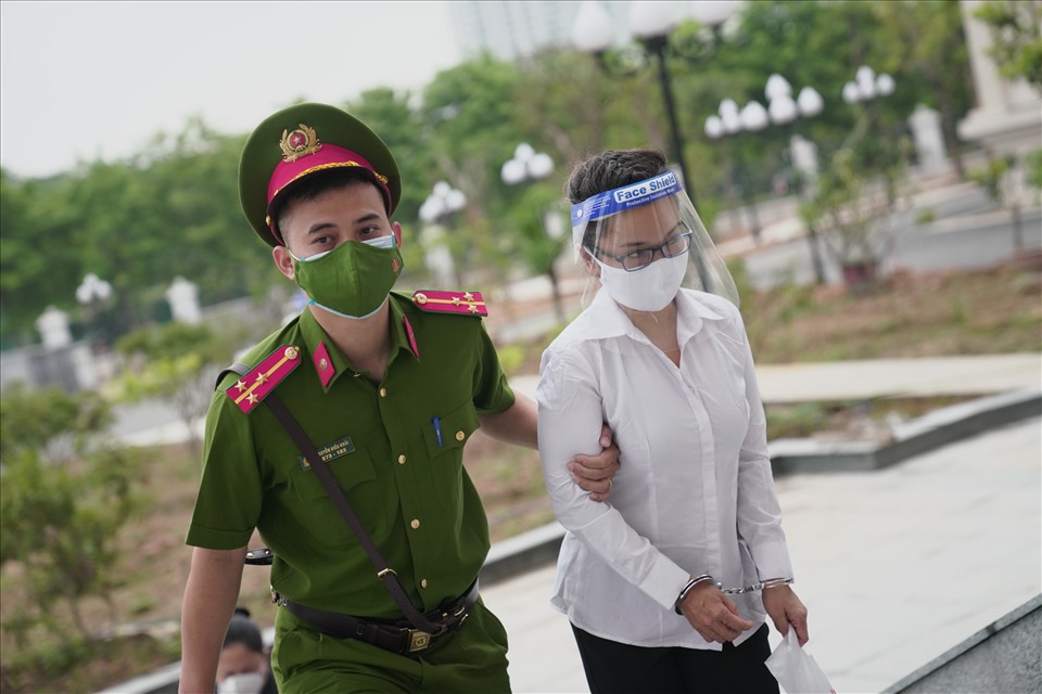 Việc để lô thuốc giả nhãn mác tuồn vào Việt Nam có sự thiếu trách nhiệm, tiếp tay của một số cựu cán bộ Cục Quản lý Dược, Bộ Y tế. Ảnh: V.D