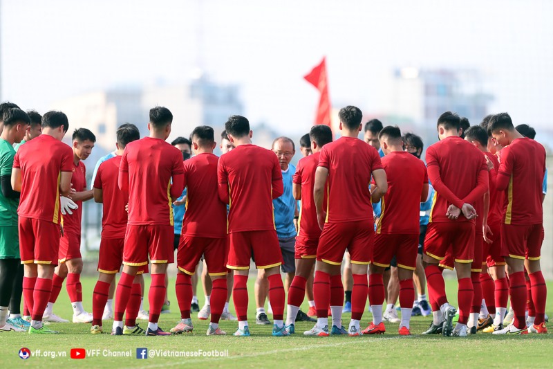 Huấn luyện viên Park Hang-seo chuẩn bị kĩ càng cho trận đấu mang tính quyết định với U23 Myanmar. Ảnh: VFF