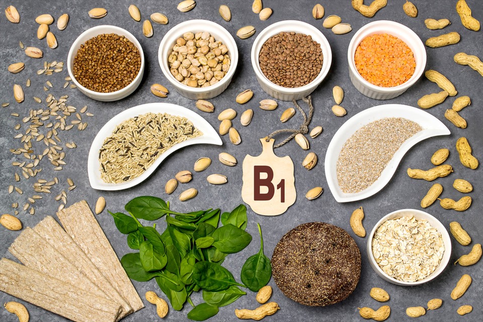 Ăn nhiều thực phẩm chứa nhiều Vitamin B1 sẽ giúp có được mái tóc khỏe, suôn mềm. Ảnh: Xinhua