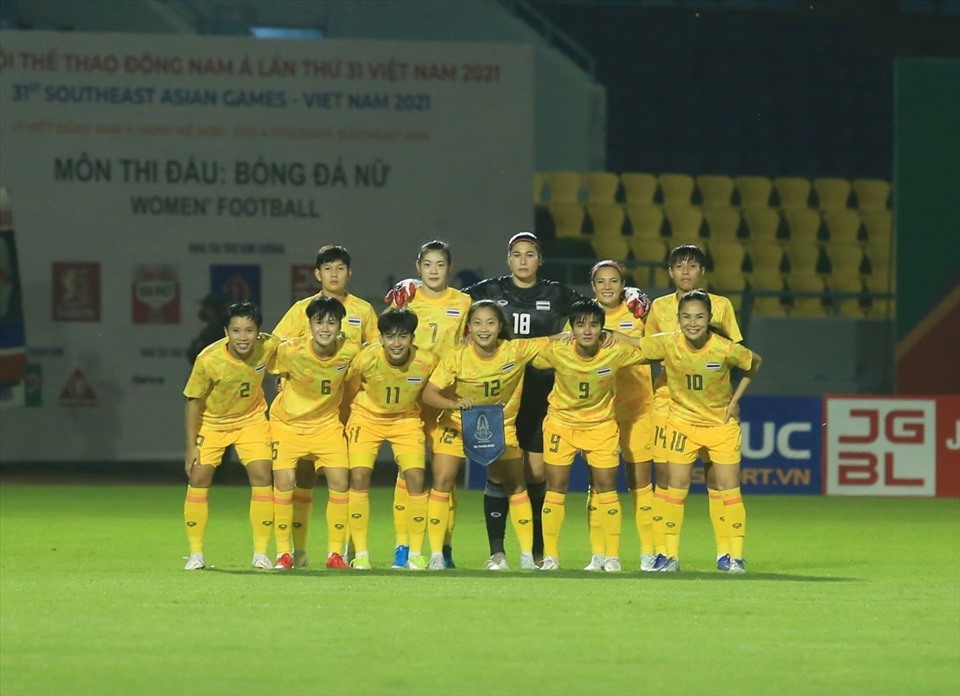 Tuyển nữ Thái Lan bị Myanmar cầm hoà 1-1 ở lượt trận thứ 2 bảng B. Ảnh: H.H