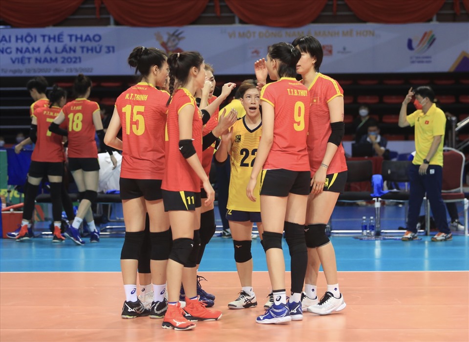 Tuyển bóng chuyền nữ Việt Nam cần cải thiện khâu phòng ngự trong những trận đấu tiếp theo. Ảnh: H.A