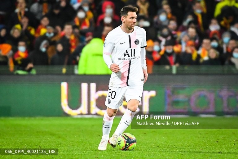 Messi sẽ lấy lại được phong độ với vị trí số 9 ảo? Ảnh: AFP