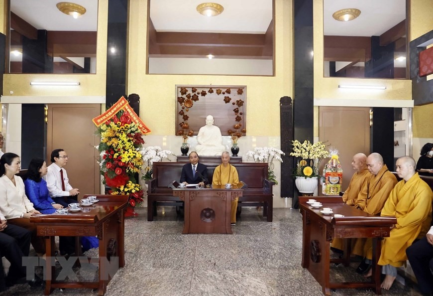 hủ tịch nước Nguyễn Xuân Phúc và Hoà thượng Thích Trí Quảng, Quyền Pháp chủ Hội đồng Chứng minh Giáo hội Phật giáo Việt Nam
