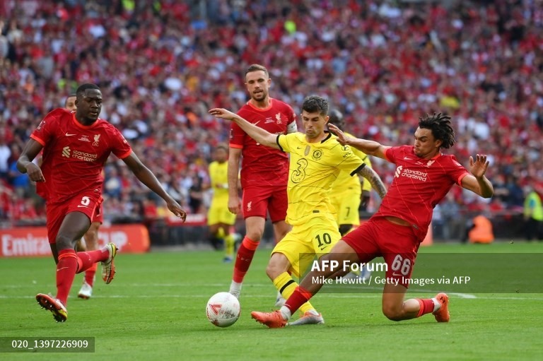 Như thường lệ của những lần đối đầu Liverpool - Chelsea, trận đấu diễn ra quyết liệt, nhưng lần này, không có bàn thắng nào trong 120 phút. Ảnh: AFP