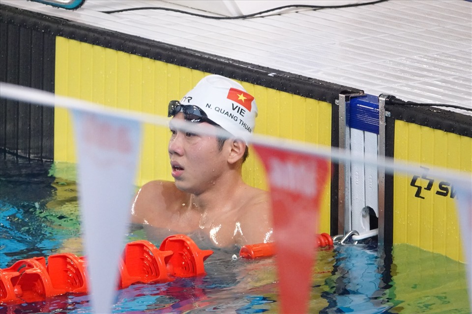 Chung cuộc, Nguyễn Quang Thuấn giành huy chương bạc với thành tích 4 phút 22 giây 46. Anh xếp sau đàn anh Trần Hưng Nguyên, người đã phá kỷ lục của chính mình với thành tích 4 phút 18 giây 10.