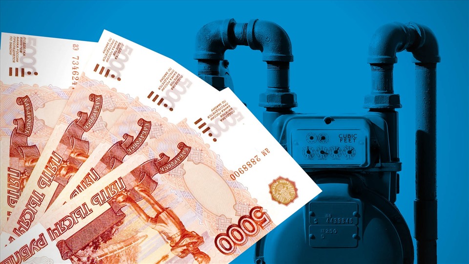 Nga có nhiều bước đi để ngăn chặn sự sụp đổ của đồng rúp, bao gồm yêu cầu trả tiền mua khí đốt bằng đồng rúp. Ảnh: FT
