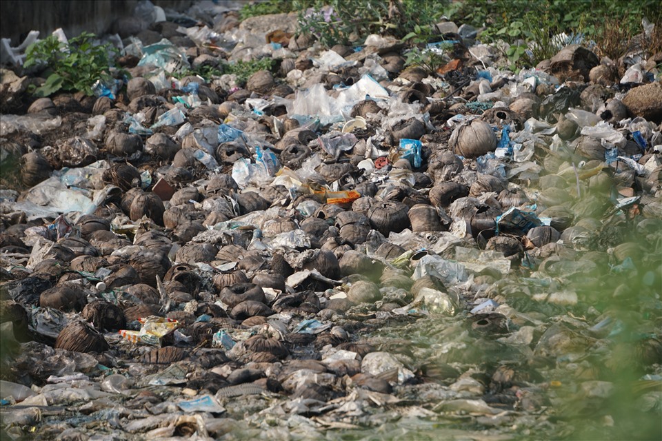 Bãi rác sẽ di dời về khu vực xử lý rác mới (ở xã Quảng Minh, TP.Sầm Sơn) và toàn bộ số rác hiện tại sẽ được xử lý dứt điểm. Ảnh: Q.D