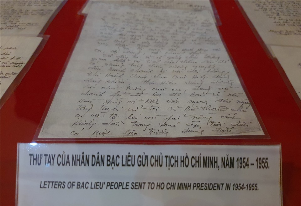 Những lá thư miền Nam gửi Bác Hồ vẫn còn in sâu nét chữ viết tay.
