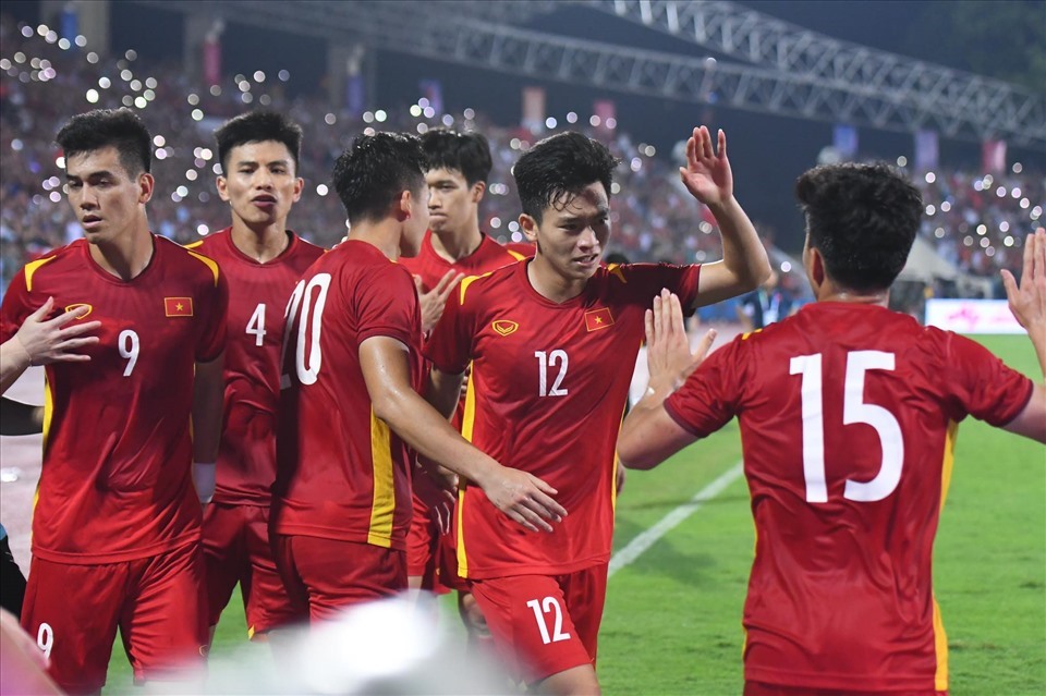 U23 Việt Nam hướng đến chiến thắng trước U23 Malaysia ở trận bán kết SEA Games 31. Ảnh: H.N