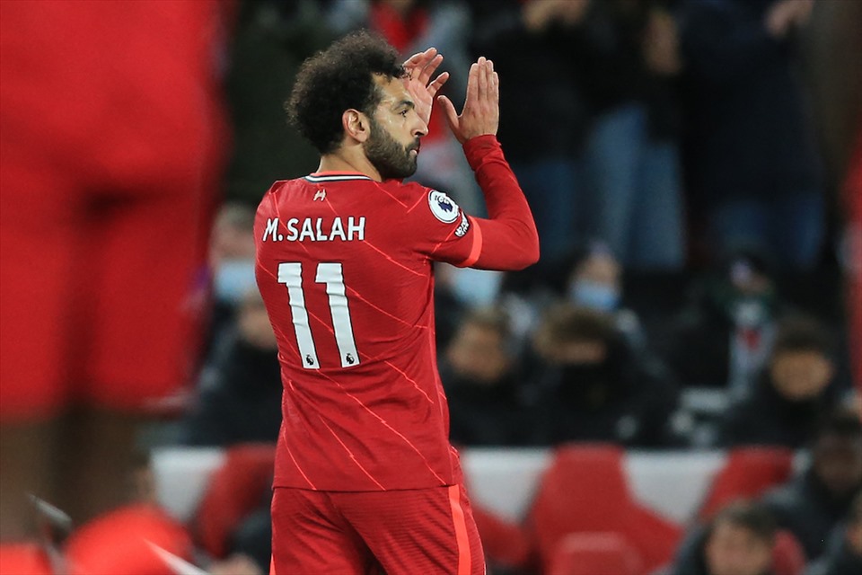 Với phong độ xuất sắc, Salah vẫn luôn được nhiều đội bóng lớn chèo kéo. Ảnh: AFP